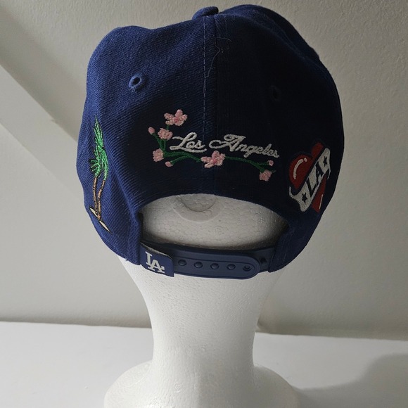New Era Los Angeles Dodgers MLB 9FIFTY Cherry Blossom Snapback Hat - Picture 2 of 10